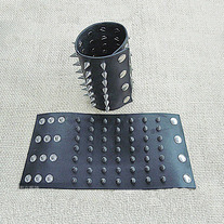 Pulsera Pinchos Punk / Punk Spikes Wristband YS056
