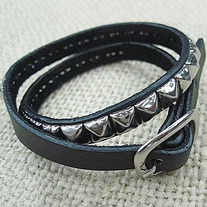 Pulsera Punk Cuero Plateada / Silver Color Punk Wristband YS082