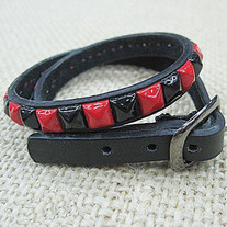 Pulsera Punk Rojo y Negro  / Black and Red Punk Wristband YS084