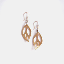 Pierced Leaf Earrings > Short