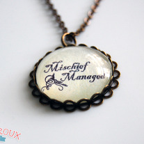 Harry Potter "Mischief Managed" Antiqued Brass Scalloped Necklace