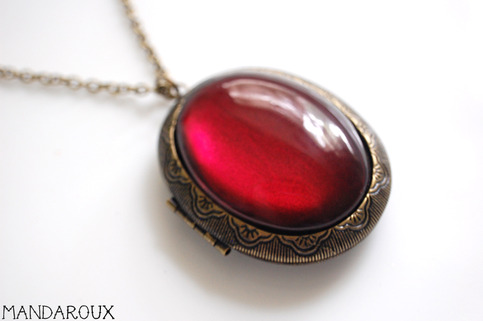  "Ruby Slippers" Large Antiqued Ornate Photo Locket Necklace