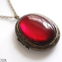  "Ruby Slippers" Large Antiqued Ornate Photo Locket Necklace