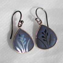 Leaf Pattern Teardrop Earrings