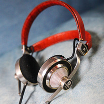 Headphone3_medium