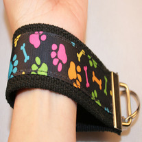 Dogbones.black.wrist_medium