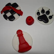 12 Fondant "TWILIGHT Inspired" Cupcake Toppers