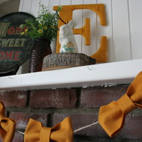 Felt Bow Garland