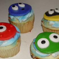 12 Fondant "Yo Gabba Gabba Inspired" Cupcake Toppers