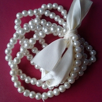 Pearldesignbraceletwribbons_medium