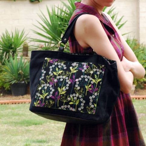 Zippered Tote - Thin Leaves