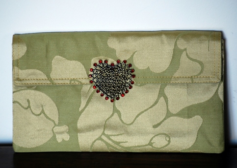 Clutch Bag with Vintage Heart Pendant 
