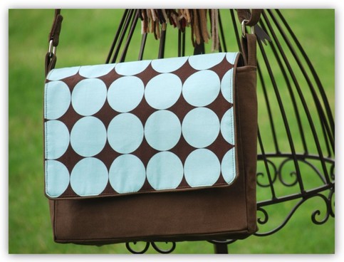 Small Messenger Bag in Brown - Large Dots