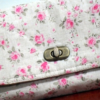 Mini Clutch - Pink Roses