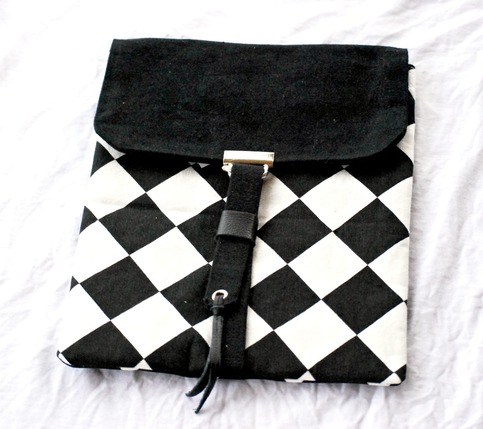 Ipad Case Sleeve - Black & White Checks