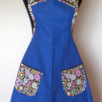 Retro-Inspired Full-Biased Apron "Chocolate Lollipop"