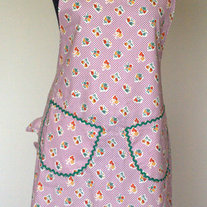 Retro-Inspired Ruffled Apron "50's Feedsack" Prints