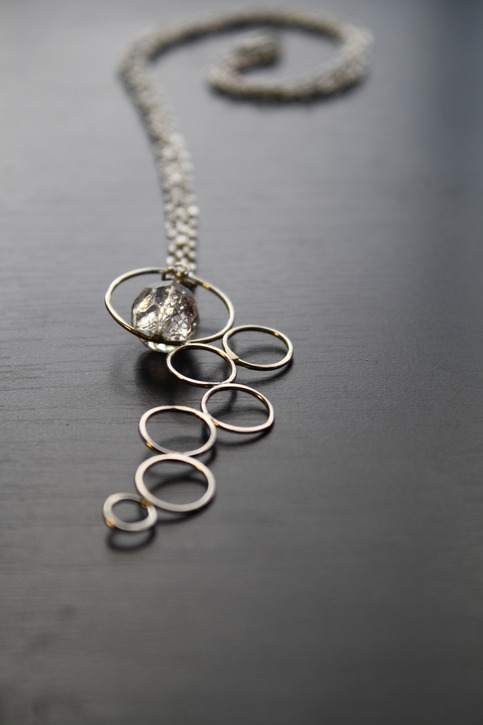 Vega pendant 