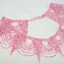Artfire014494-pretty_20in_20pink_20points_20collar_20004_medium
