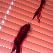 Feather bundles on bobby pin with recycled wire