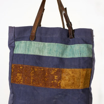 Untitled bag 01 | Naomi Strauss