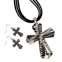 Charisma Cross Jewelry Set