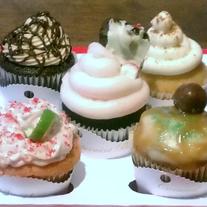 Cocktail_20cupcakes_medium