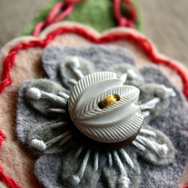 early out felt flower pin