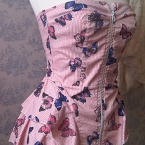 we are now at www.offthecut.co.uk