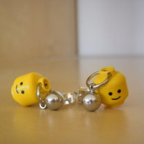 Lego_head_earrings