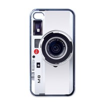Leica_white_m8_black_case