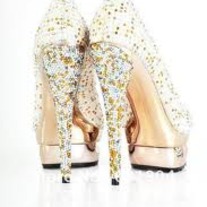 Dulce el Amor Shoetique, LLC