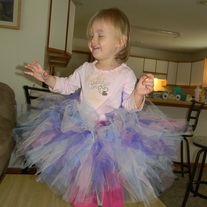 Bows_and_girls_with_bows_004