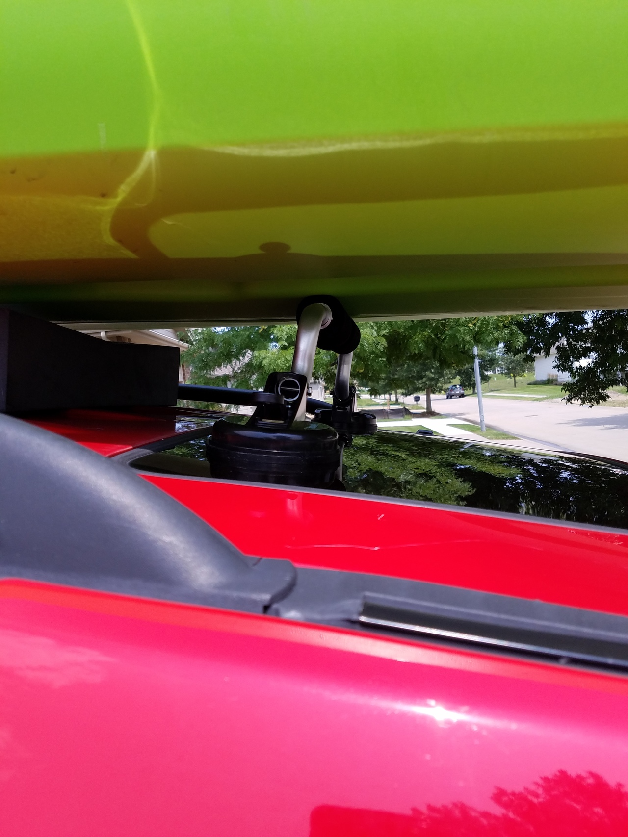 Kayak Lift Assist Suction Mounted Roof Roller