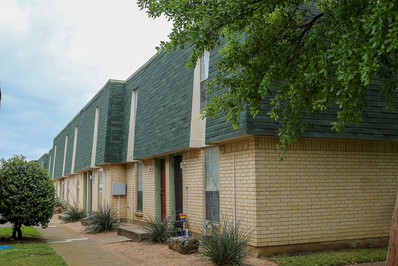 Crowley Manor Apartment Crowley, TX