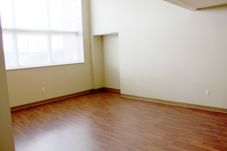 College Hill Apartments Apartment Paoli, IN