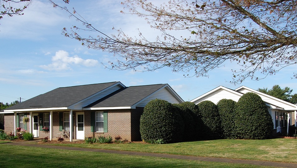 Club Court Apartments I & II Apartment Cartersville, GA