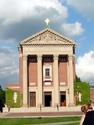 College of the Holy Cross