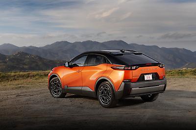 2026 Subaru Uncharted