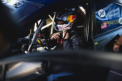 Speed gets situated in Project Midnight before the first run of the day