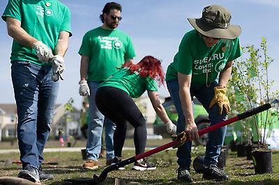 In 2025, Subaru teams rolled up their sleeves to give back, contributing more than 15,000 volunteer hours in the communities where they live and work.&nbsp;