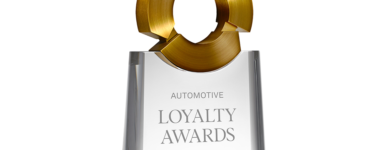 Image com.icon.model.BinaryFile(47783,TEASER2.12.1._MOB_AUT_3294725_Evergreen_Loyalty_Award_Images_Gold_Award_white_bg_10000x10000.jpg)