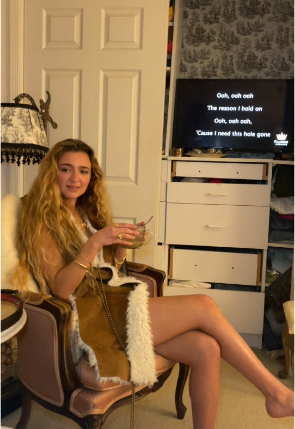 Thumbnail of JEWELS GOLD on TikTok