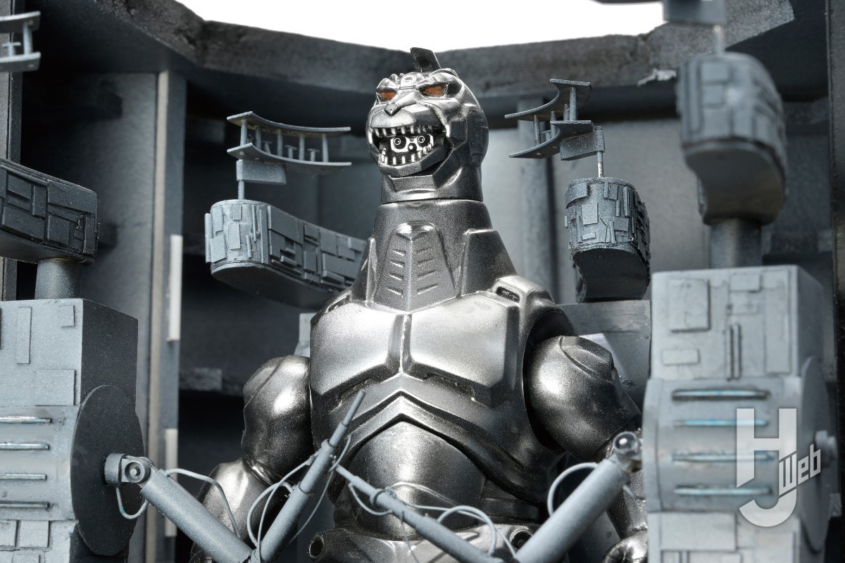 Thumbnail of TOHO MONSTERS KIT「メカゴジラ（1993）」地下メイン・ドッグをスクラッチして出撃直前をディオラマ化！ – Hobby JAPAN Web