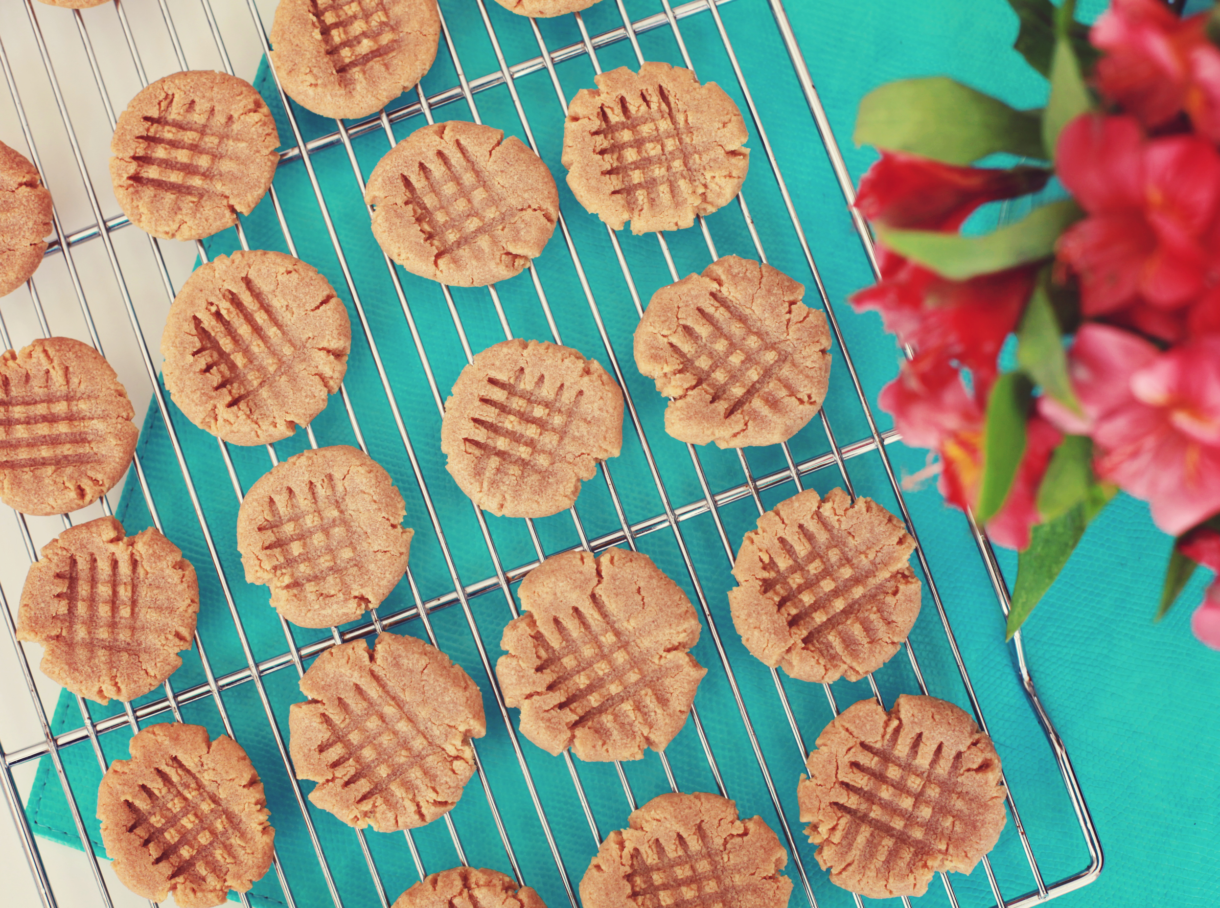 Three-Ingredient-Peanut-Butter-Cookies-Final-2