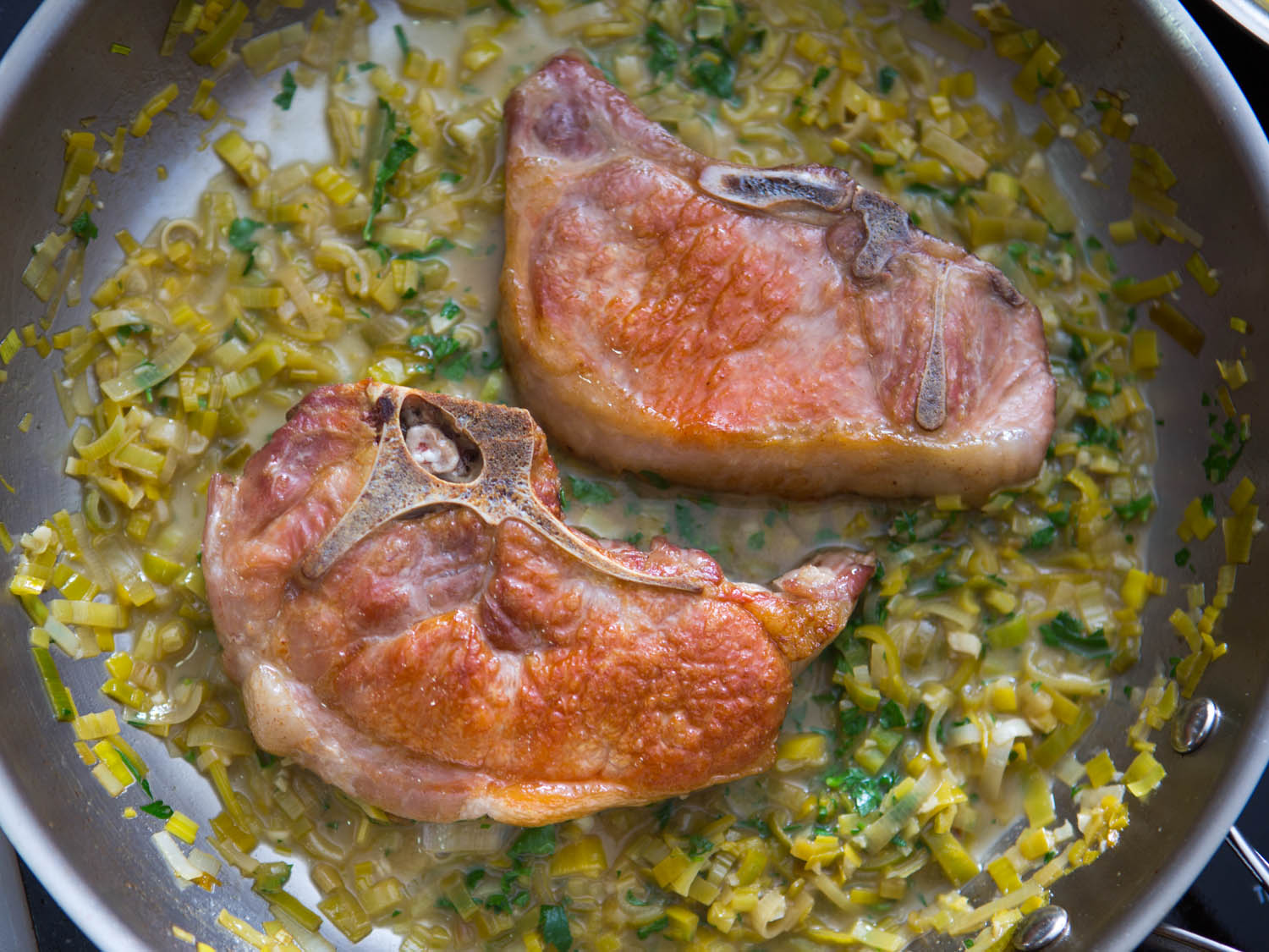 Pork Chops With White Wine and Leek Pan Sauce Recipe