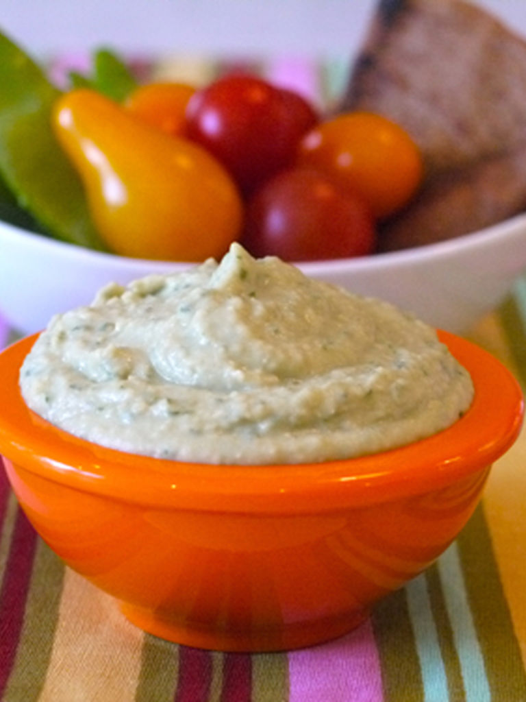 White Bean Basil Hummus