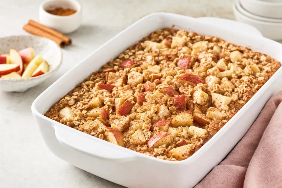 Cinnamon-Apple Baked Oatmeal