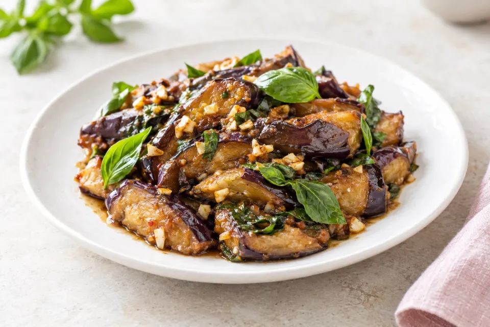 Braised Eggplant with Garlic and Basil