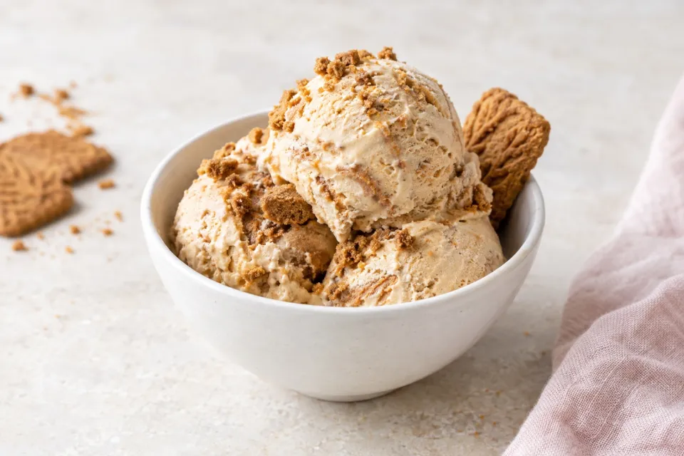 Homemade Speculoos Ice Cream